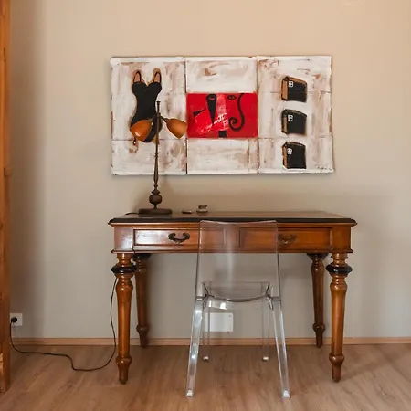 Di Design Con Giardino Апартаменты